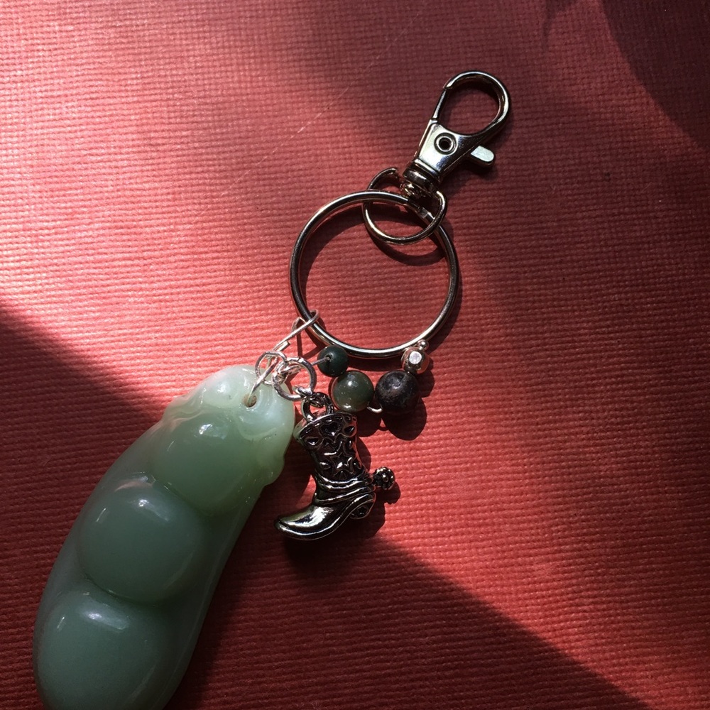 Peas in a Pod key chain